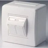 ДКС Коробка в сборе с 2 розетками RJ45, кат.5е (телефон / компьютер), белая 10656 DKC