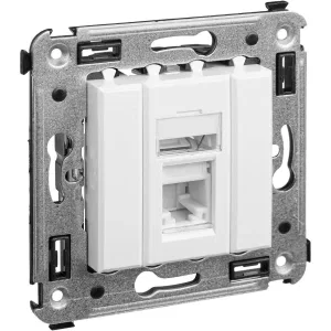ДКС Компьютерная розетка RJ-45 в стену, кат.6 одинарная, ДКС Компьютерная розетка RJ-45 в стену, кат.6 одинарная,