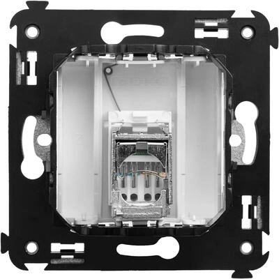 ДКС Компьютерная розетка RJ-45 в стену, кат.6 одинарная экранированная, Avanti, белое облако 4400393 DKC ДКС Компьютерная розетка RJ-45 в стену, кат.6 одинарная экранированная, Avanti, белое облако 4400393 DKC
