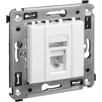 ДКС Компьютерная розетка RJ-45 в стену, кат.5e одинарная, Avanti, белоеоблако 4400463 DKC ДКС Компьютерная розетка RJ-45 в стену, кат.5e одинарная, Avanti, белоеоблако 4400463 DKC