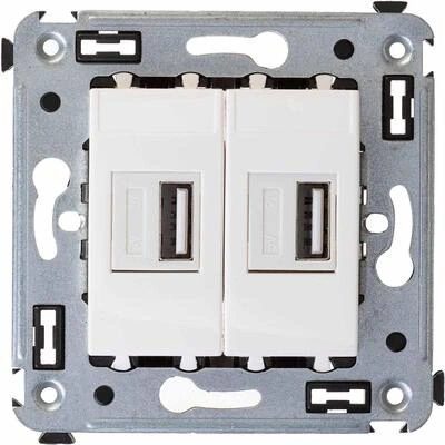 ДКС USB зарядное устройство в стену, Avanti, белое облако, 2.1А 4400543 DKC ДКС USB зарядное устройство в стену, Avanti, белое облако, 2.1А 4400543 DKC