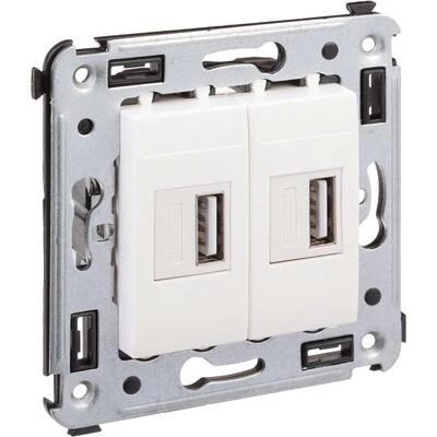 ДКС USB зарядное устройство в стену, Avanti, белое облако, 2.1А 4400543 DKC ДКС USB зарядное устройство в стену, Avanti, белое облако, 2.1А 4400543 DKC