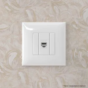 ДКС Компьютерная розетка RJ-45 без шторки в стену, кат.6 одинарная, Avanti, белое облако 4400693 DKC ДКС Компьютерная розетка RJ-45 без шторки в стену, кат.6 одинарная, Avanti, белое облако 4400693 DKC