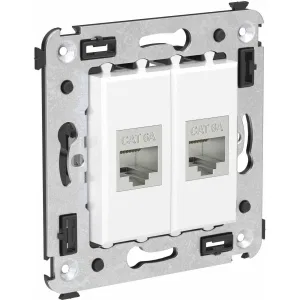 ДКС Компьютерная розетка RJ-45 без шторки в стену, кат.6A двойная экранированная, Avanti, белое облако 4400774 DKC ДКС Компьютерная розетка RJ-45 без шторки в стену, кат.6A двойная экранированная, Avanti, белое облако 4400774 DKC