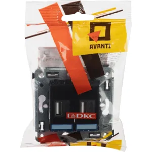ДКС USB зарядное устройство в стену 2.1 А, Avanti, черный квадрат 4402543 DKC ДКС USB зарядное устройство в стену 2.1 А, Avanti, черный квадрат 4402543 DKC