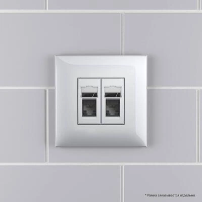 ДКС Компьютерная розетка RJ-45 в стену, кат.5e двойная, "Avanti","Закаленная сталь" 4404464 DKC ДКС Компьютерная розетка RJ-45 в стену, кат.5e двойная, "Avanti","Закаленная сталь" 4404464 DKC