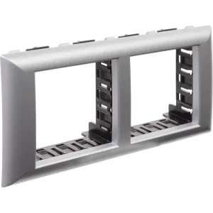 ДКС Рамка-суппорт Avanti для In-liner Front, серебристый металлик, 4 модуля 4404914 DKC ДКС Рамка-суппорт Avanti для In-liner Front, серебристый металлик, 4 модуля 4404914 DKC