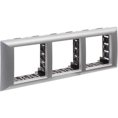 ДКС Рамка-суппорт Avanti для In-liner Front, серебристый металлик, 6 модулей 4404916 DKC ДКС Рамка-суппорт Avanti для In-liner Front, серебристый металлик, 6 модулей 4404916 DKC