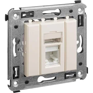 ДКС Компьютерная розетка RJ-45 в стену, кат.5e одинарная, Avanti, ванильная дымка 4405463 DKC ДКС Компьютерная розетка RJ-45 в стену, кат.5e одинарная, Avanti, ванильная дымка 4405463 DKC
