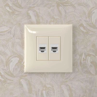 ДКС Компьютерная розетка RJ-45 без шторки в стену, кат.5е двойная, Avanti, ванильная дымка 4405664 DKC ДКС Компьютерная розетка RJ-45 без шторки в стену, кат.5е двойная, Avanti, ванильная дымка 4405664 DKC