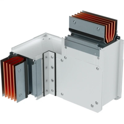 ДКС Горизонтальный + вертикальный угол, тип 4, Cu, 3P+N+Pe+Fe, 6400А, IP55 PTC64GHVE4AA000 DKC