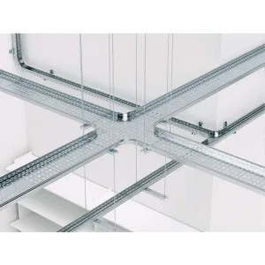 ДКС Лоток перфорированный 100х50 L 3000, облегченная серия SPL3510 DKC ДКС Лоток перфорированный 100х50 L 3000, облегченная серия SPL3510 DKC